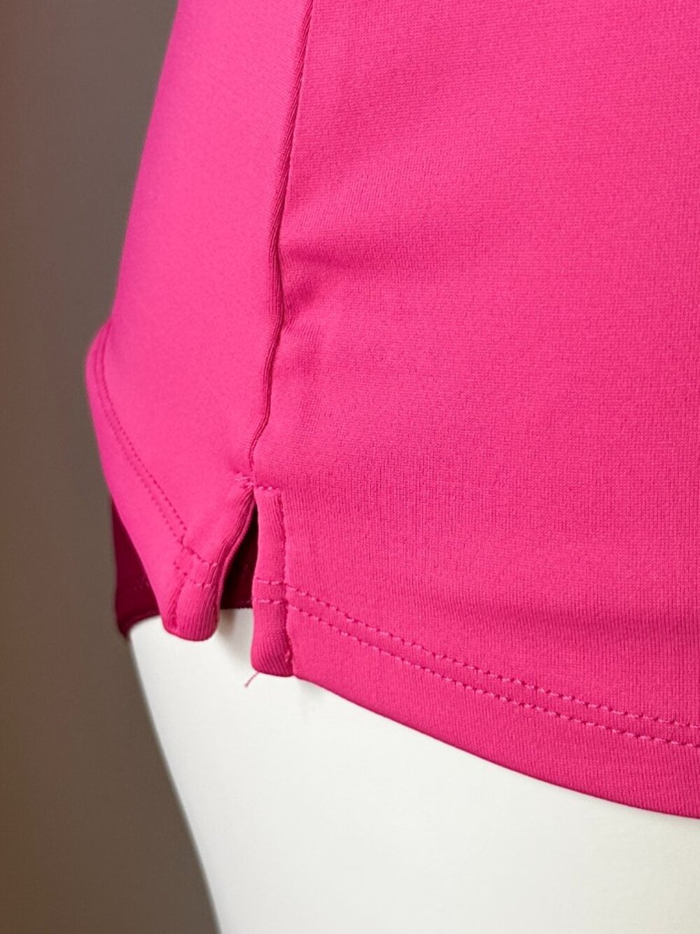 Women's S.C. Sport Golf Athletic Sleeveless Shirt Size M NWT - Picture 3 of 6